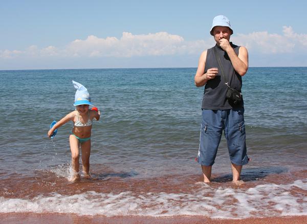 наши клиенты Крутских Алексей, Светлана, Алиса, Кемерово, РФ, 20 сентября 2007 г.  - в гостевом доме Вера