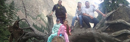 Наши посетители Исмагилов Александр, Кристина, Юрова Елена, Бабак Ольга и Настя, Омск, РФ - о гостевом доме Вера, что на южном берегу озера Ис