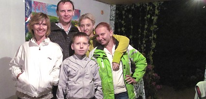 наши клиенты Самойленко Александр, Ирина, Жанна, Павел, Бишкек, КР, 19 августа 2013 г.  - на Иссык-Куле